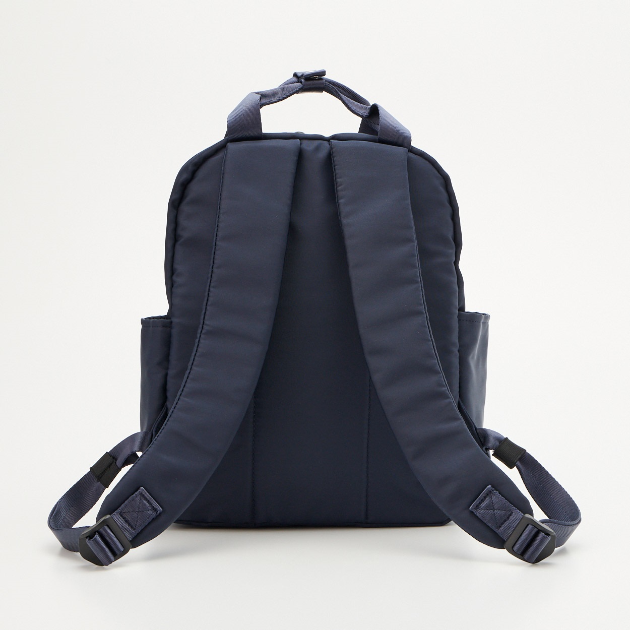 Wpc.patterns 小花柄リュック | イオンスタイルオンライン 衣料品