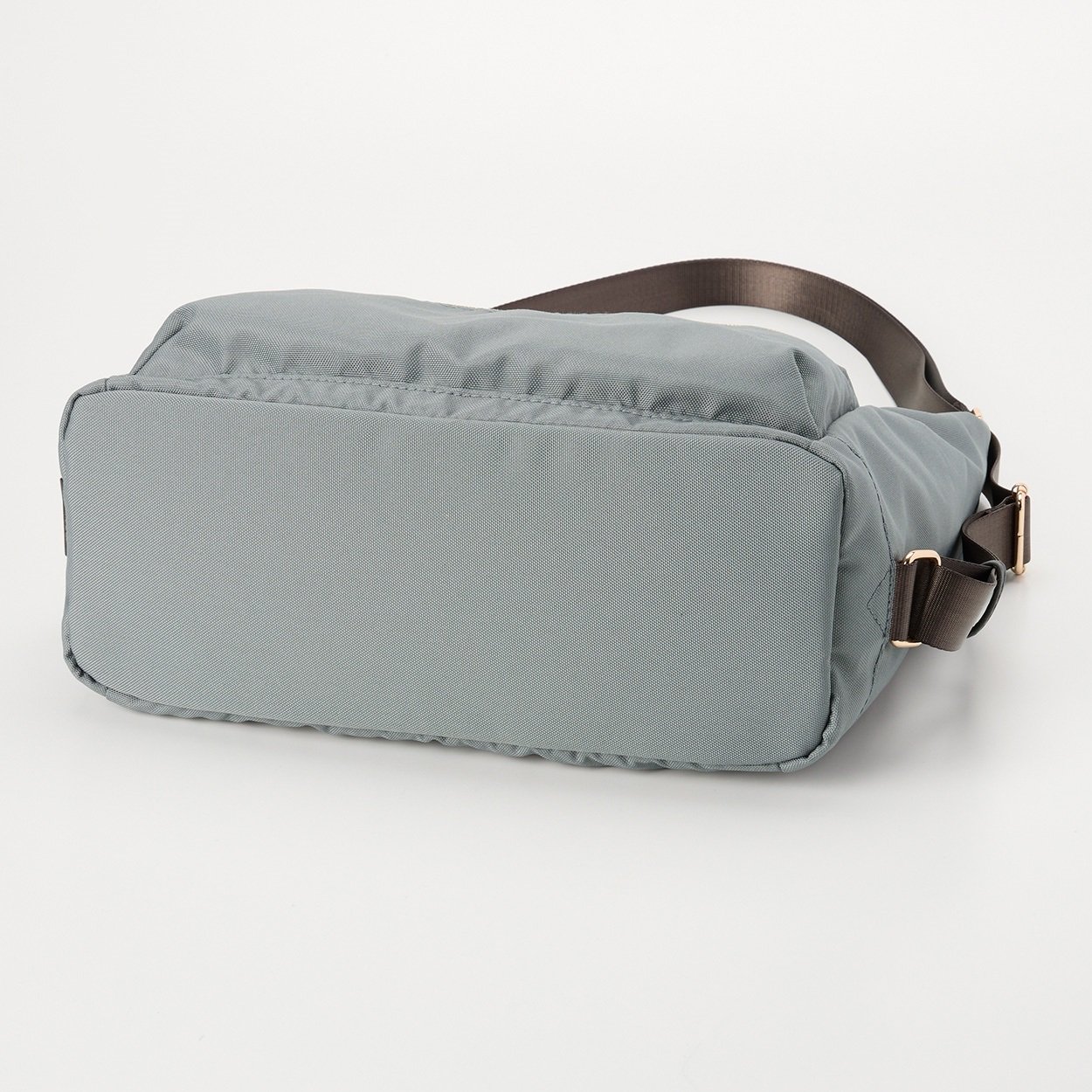 前ファスナー2WAYショルダーリュック | イオンスタイルオンライン 衣料