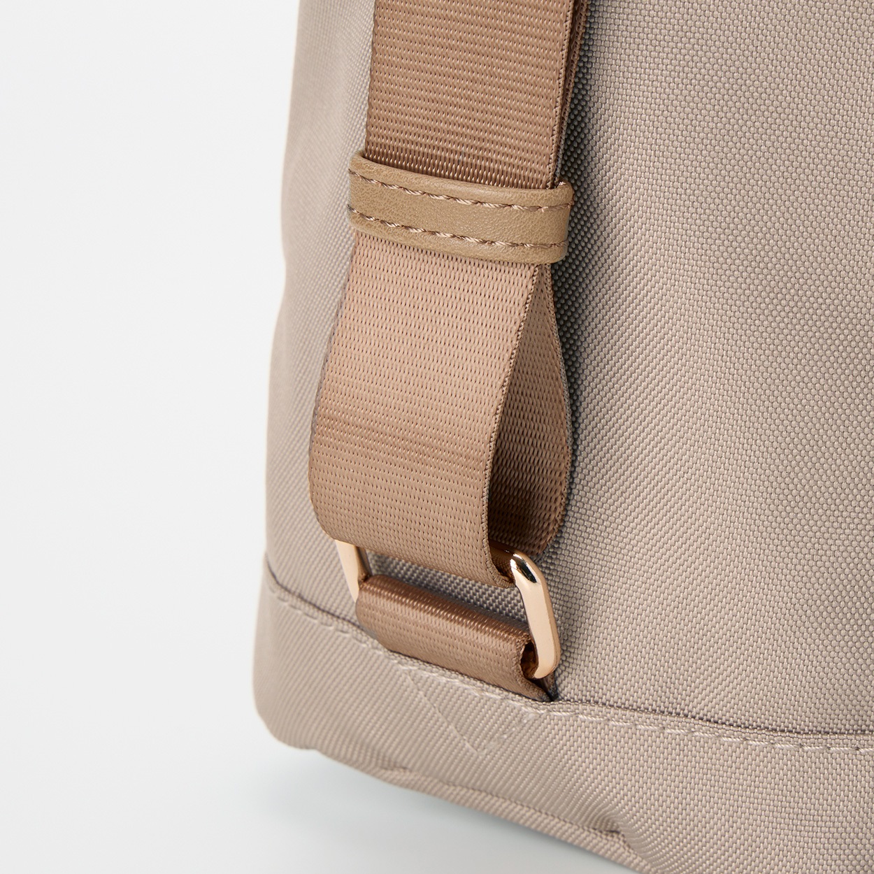 前ファスナー2WAYショルダーリュック | イオンスタイルオンライン 衣料