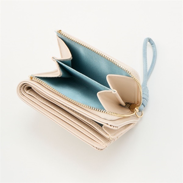 RETORO GIRL(レトロガール) しわエナメル二つ折り財布 | イオン