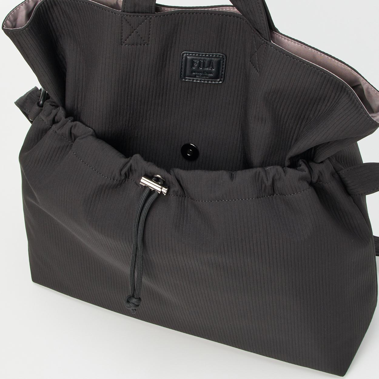 FILA(フィラ) 撥水ピケ生地ドロストデザイン2WAYショルダーバッグ