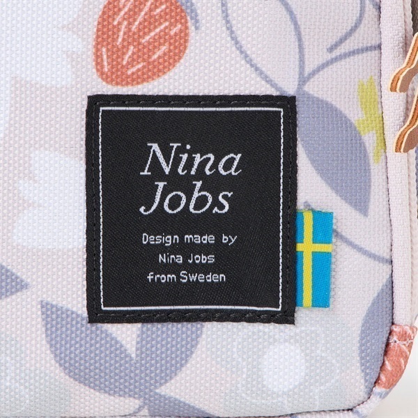 Nina Jobs(ニーナ・ヨブス) 撥水北欧柄ラウンドファスナーショルダー