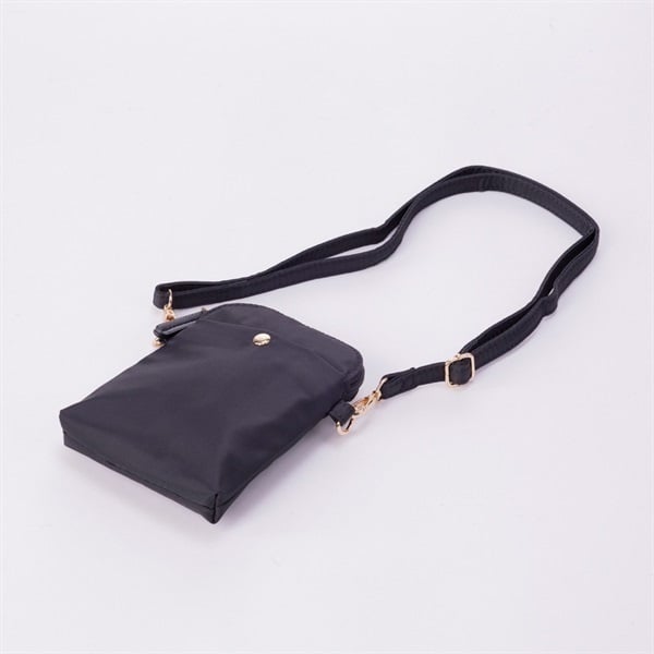 ナイロン素材 前ポケット付 ミニショルダー | イオンスタイル  