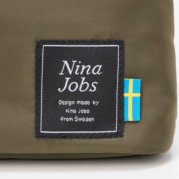 Nina Jobs(ニーナ・ヨブス) 撥水ナイロン横ショルダー | イオン