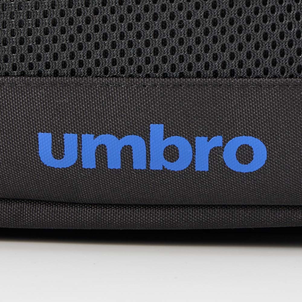 UMBRO(アンブロ) ラウンドメッシュポケットリュック | イオンスタイル