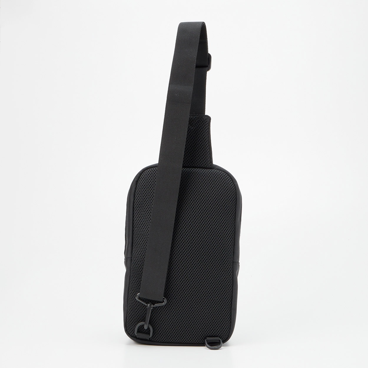 FILA(フィラ) プレートボディバッグ | イオンスタイルオンライン