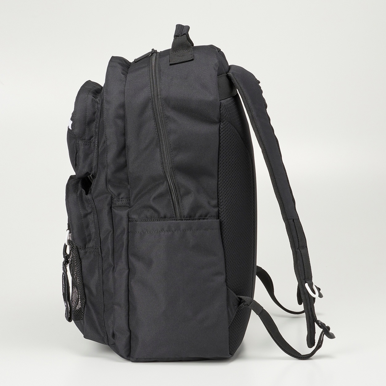 Champion(チャンピオン) 2層2ポケットデイパック | イオンスタイル