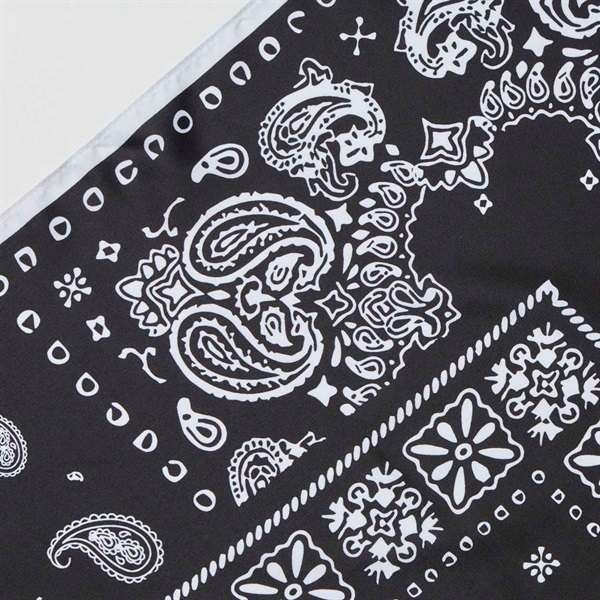 s*o様 新品　クラシカルデザインスカーフ　三角スカーフ　Mal. Classical Danica Scarf スカーフ《Tapis