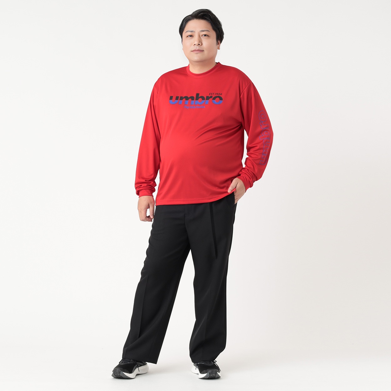 umbro ネイビー 長袖シャツ Lサイズ パンツ付き umbro ネイビー 長袖シャツ Lサイズ パンツ付き UMBRO（アンブロ