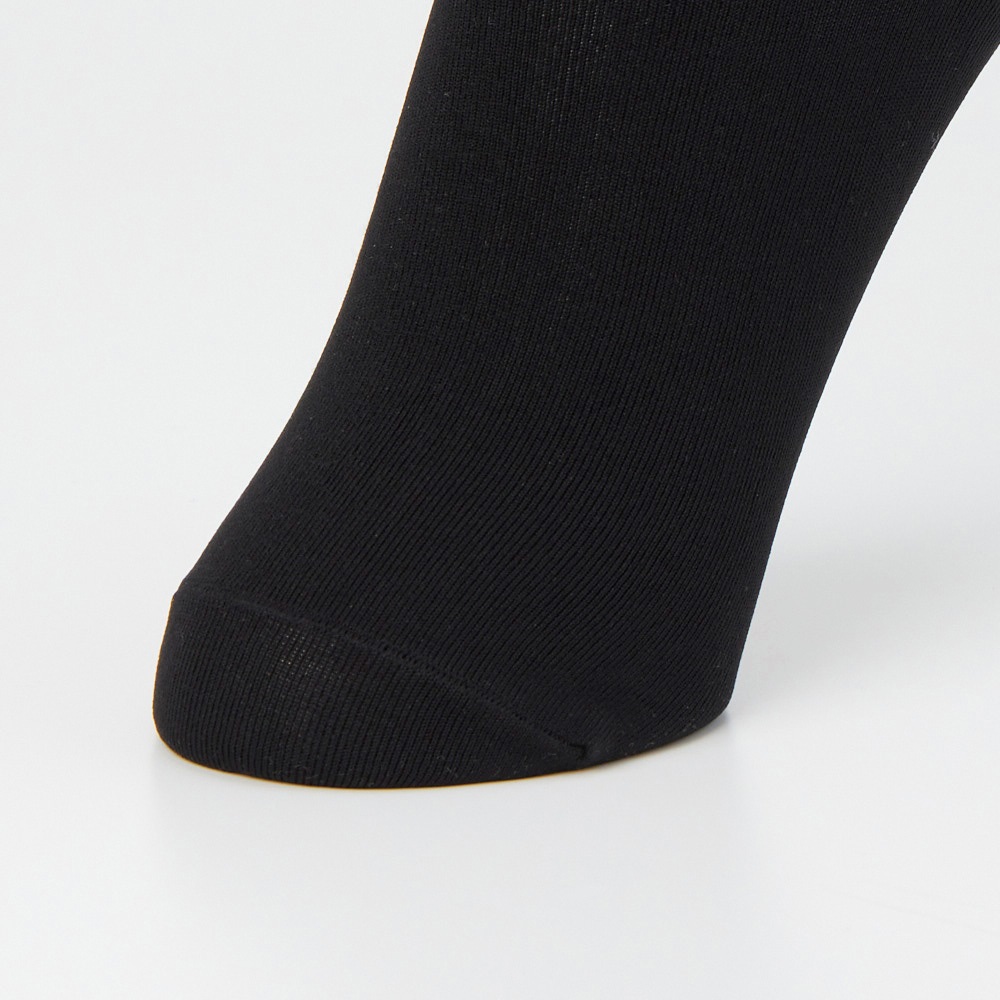 値下げ不可【店舗クリーニング済】スタンドアウトカラーオールインパンツ　M 黒 GUNZE(グンゼ) ゆったりはきやすいスニーカー丈無地 レディス