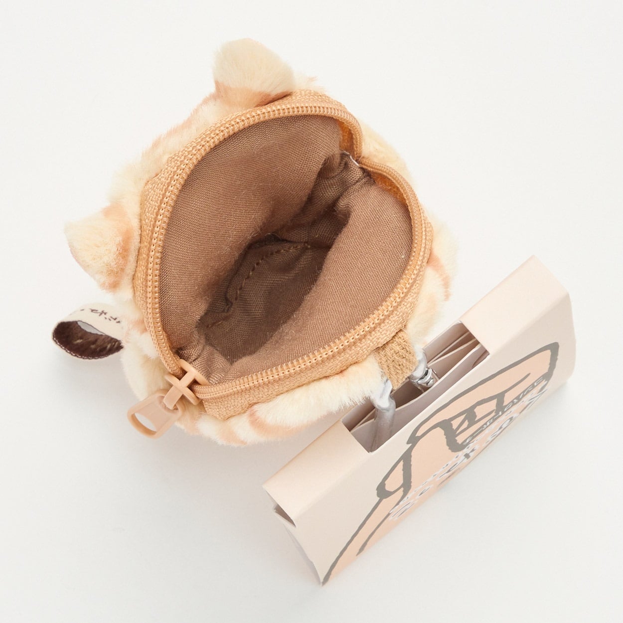 くびねっこ コンパクトポーチ | イオンスタイルオンライン 衣料品