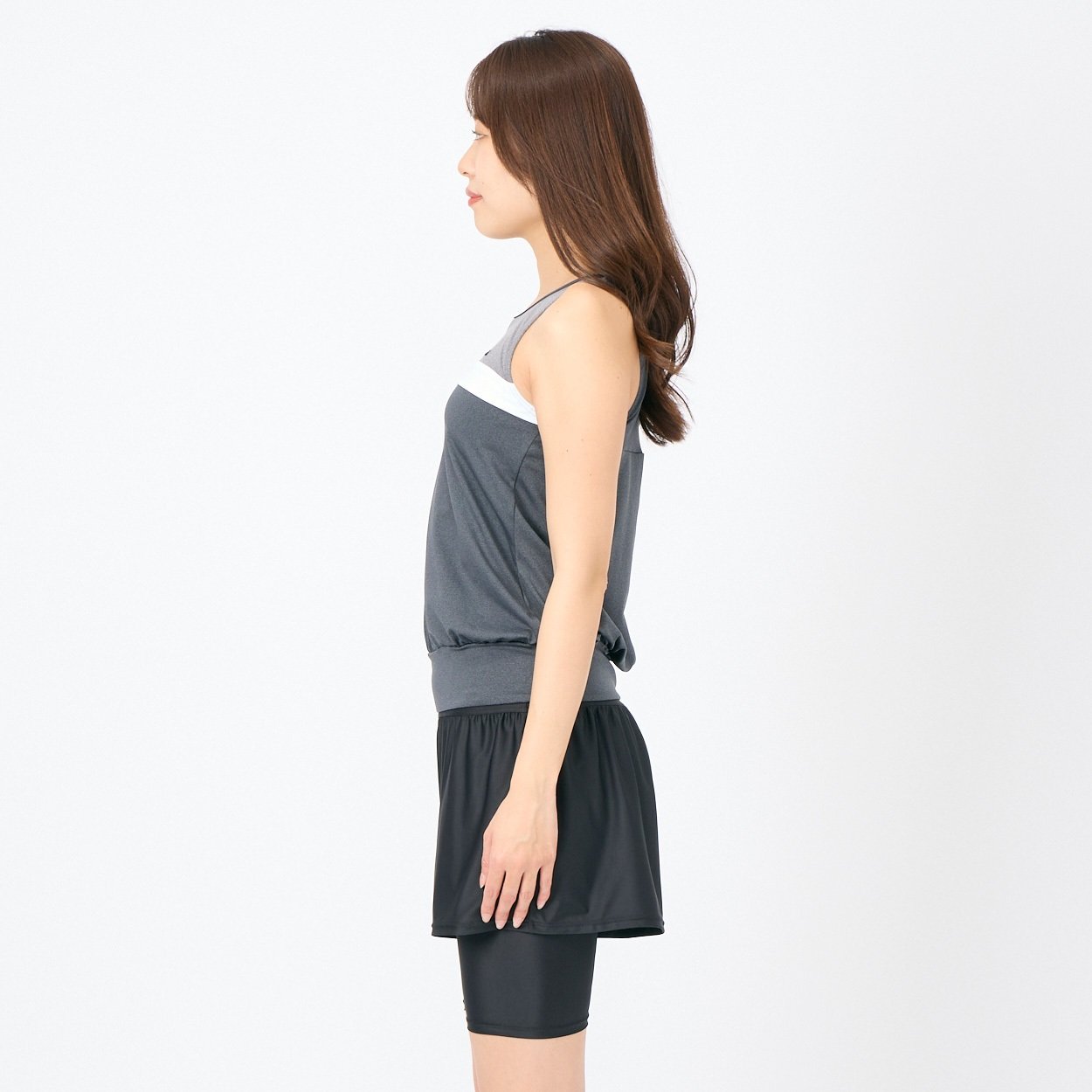 美品＊FILAフィラ＊紺白チェックトップスとプリーツキュロットパンツ上下セットM 美品＊FILAフィラ＊裾プリーツスコートと紺のトップスの上下