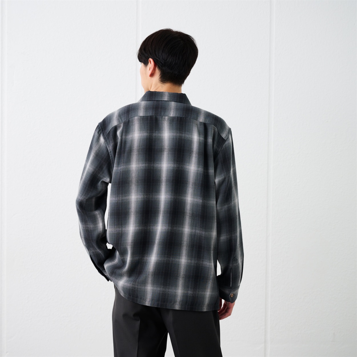  glenn martens フォイルフランネルオーバーシャツ フォイルフランネルオーバーシャツ - ブラック／チェック - Men | H&M JP