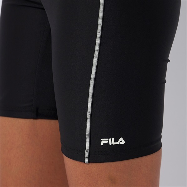 FILA(フィラ) 配色袖付フルジップセパレート水着 めくれ防止機能付