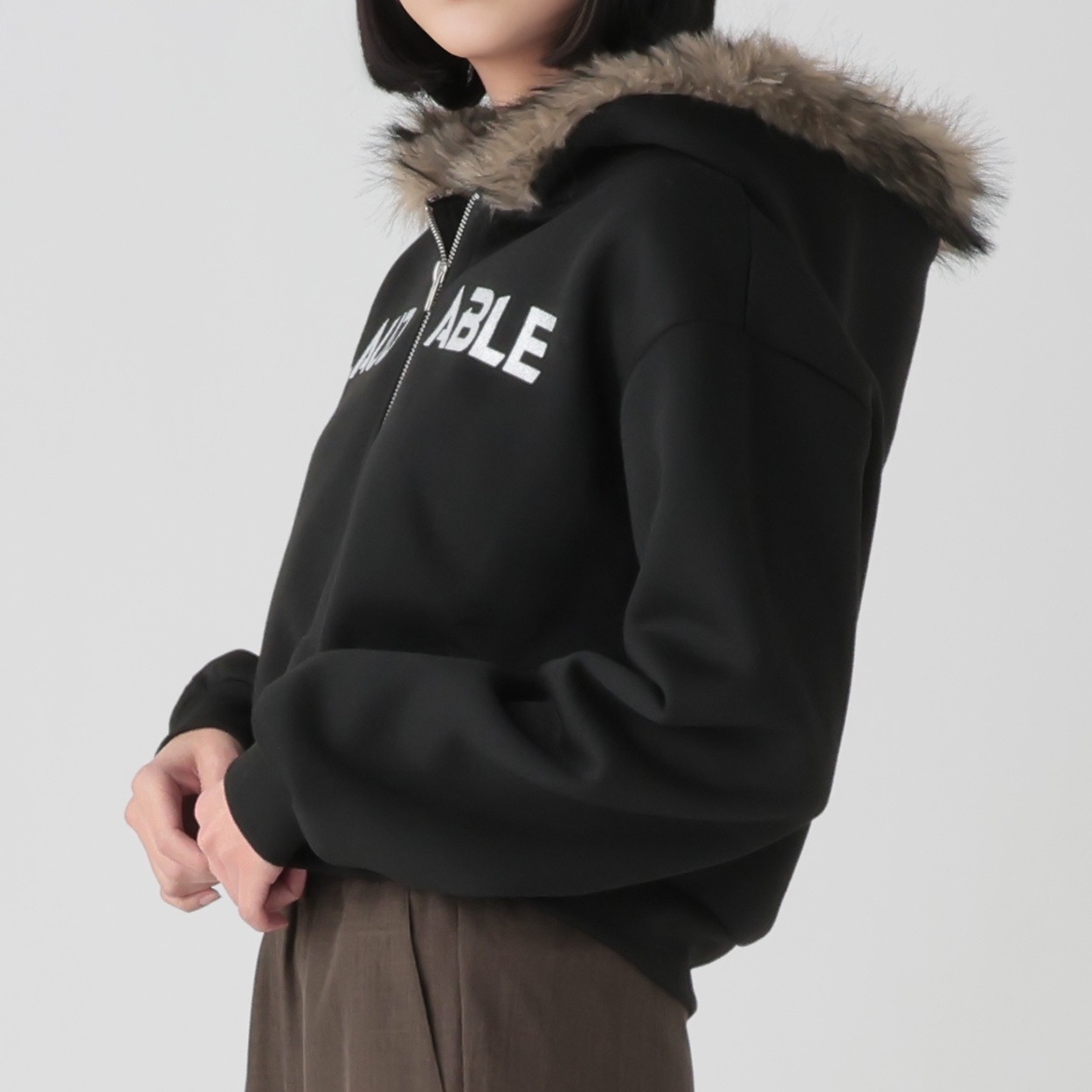 裏起毛フードフェイクファーZIPパーカ レディス Doublefocus(ダブル