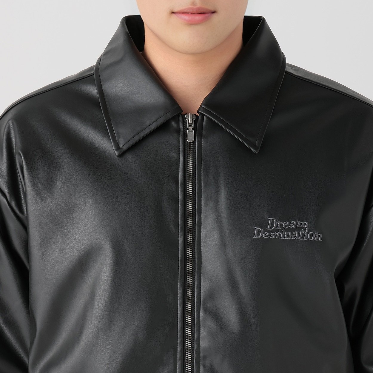 DUFFER 袖ラムレザー スタジャン ドンキー襟 シボ加工 ダブルジップ 黒系 DUFFER 袖ラムレザー スタジャン ドンキー襟 シボ加工 ダブルジップ 黒