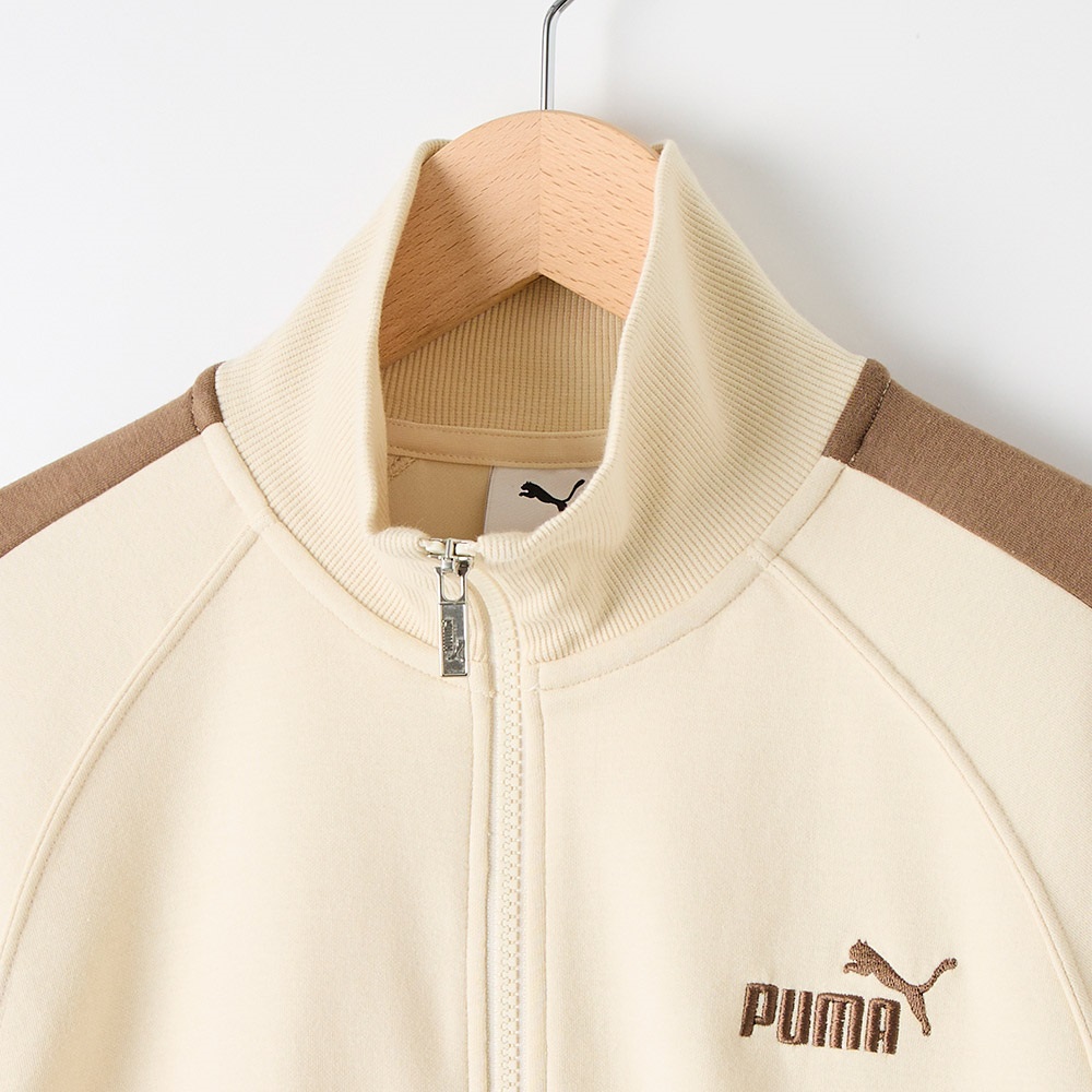 PUMA コアヘリテージ 総柄 トラックジャケット ロゴ刺繍 ベージュ PUMA コアヘリテージ 総柄 トラックジャケット ロゴ刺繍 ベージュ