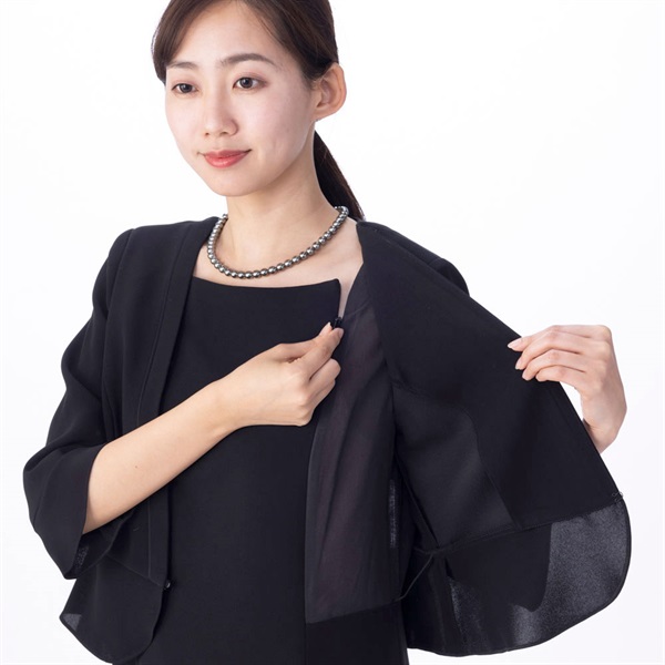 ブラックフォーマル 黒さが際立つヘチマ衿アンサンブル レディス