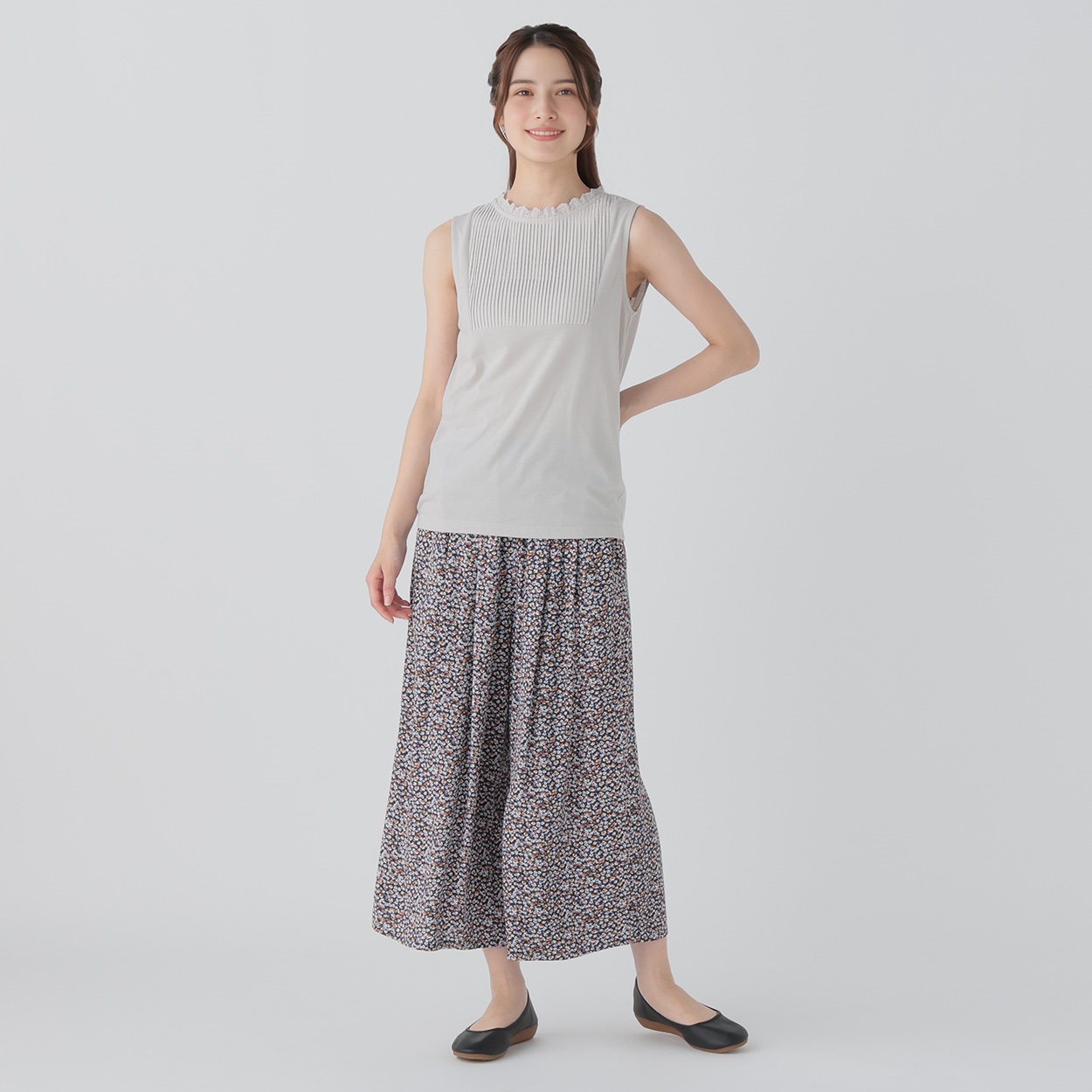 （洗濯前特価）Lieve Van Gorp　タンクトップ（試着のみ） 洗濯前特価）Lieve Van Gorp タンクトップ（試着のみ） - メルカリ