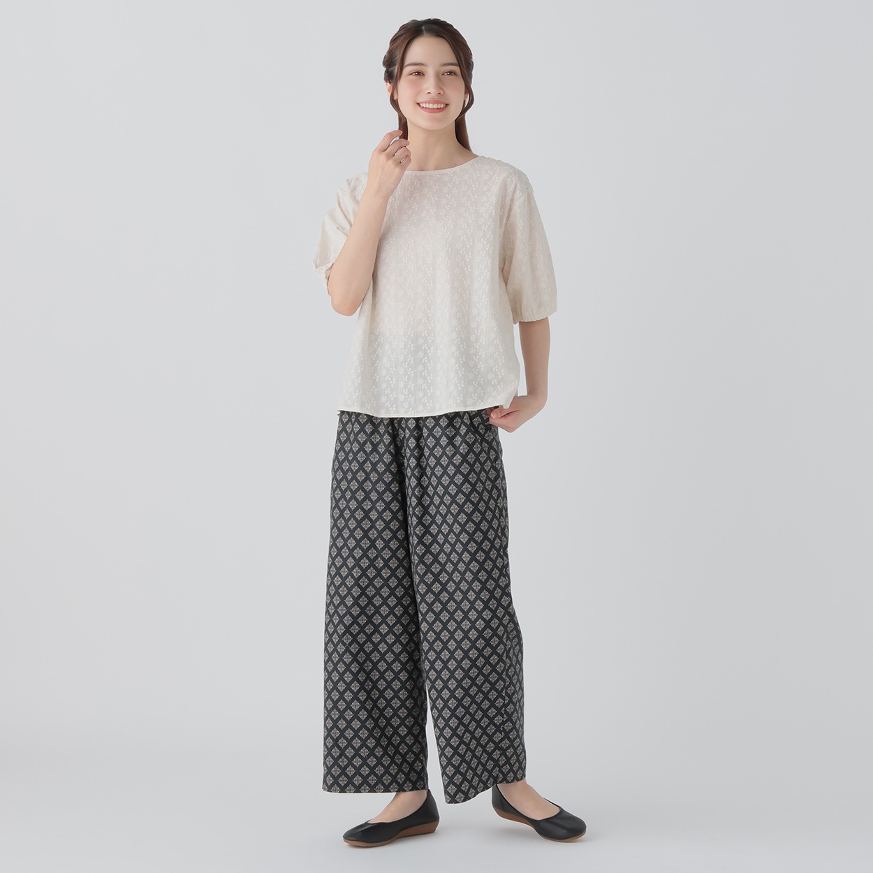 【値下げ】deres 24SS プルオーバーブラウス DER24SS-SH03 ネイビー (堅田店) コレクション – deres.online