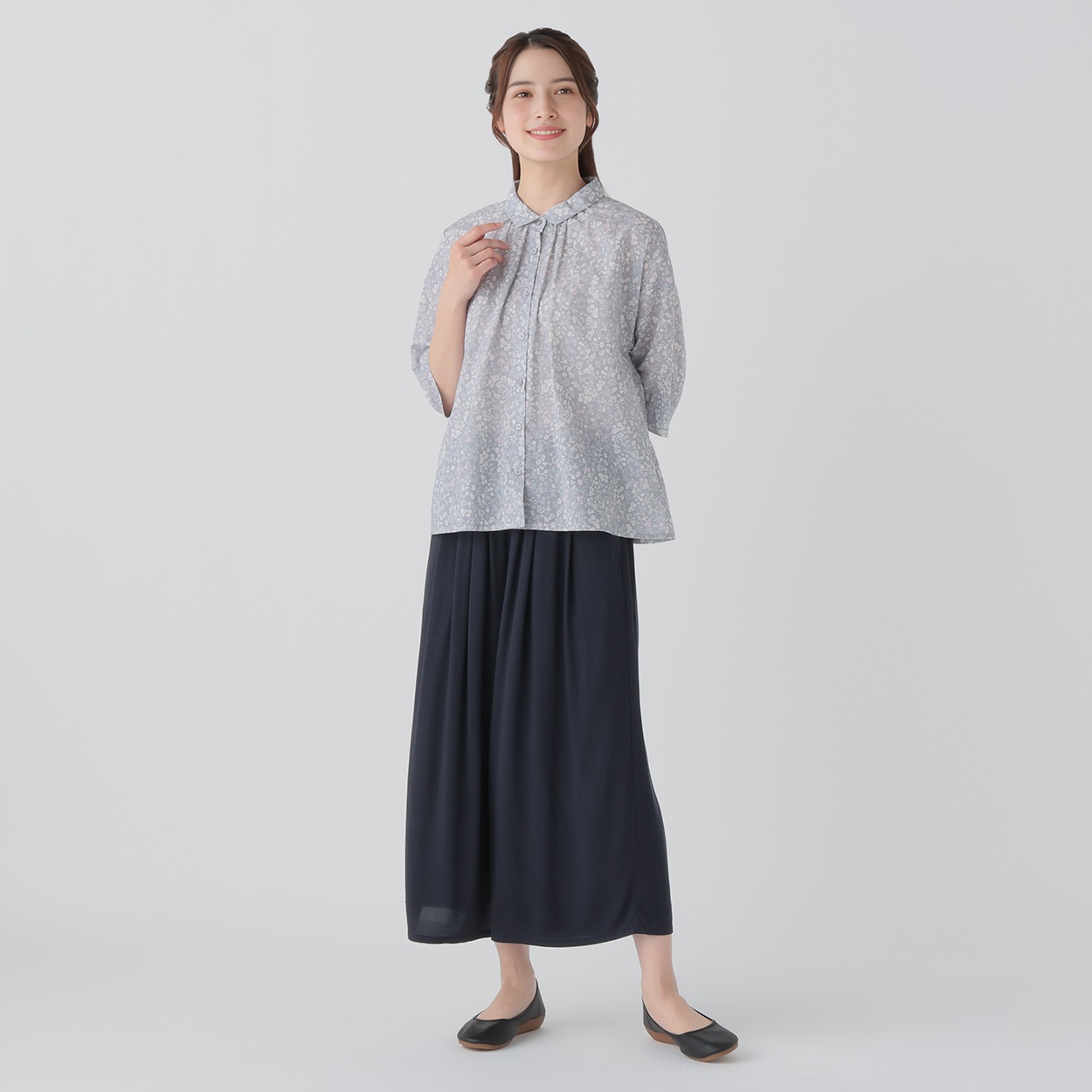 値下げ！新品未使用 Sophia 夏用ブラウス グレージュ セール】前後2WAYショート丈半端袖パイピングカシュクール