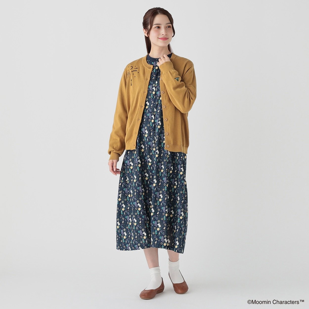 ムーミン 春秋コート 刺繍 紺 8月7日以降順次出荷】 ムーミン 刺繍カーディガン オーガニック