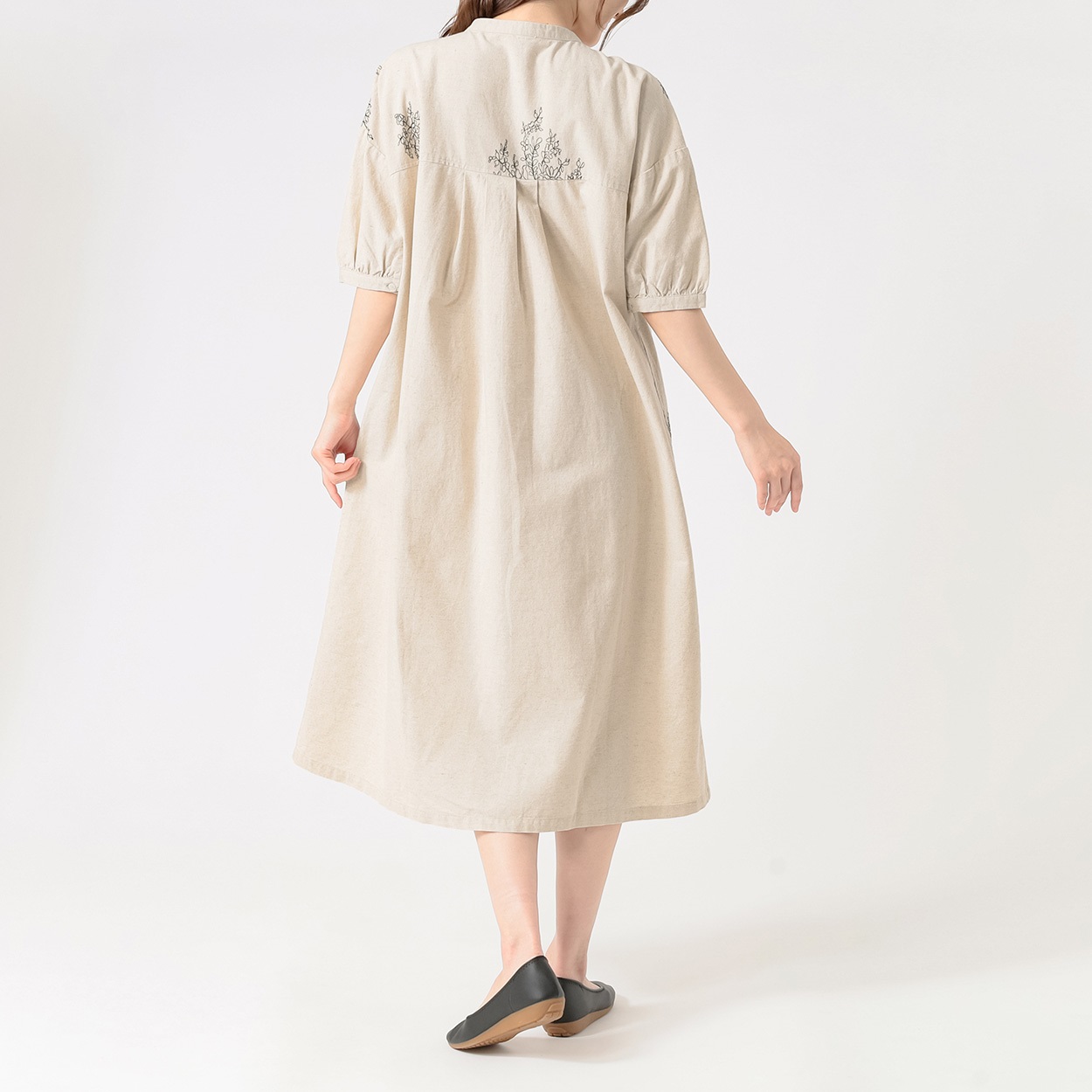 EXPANDリネン入り刺繍ワンピース レディス SELF+SERVICE(セルフ＋