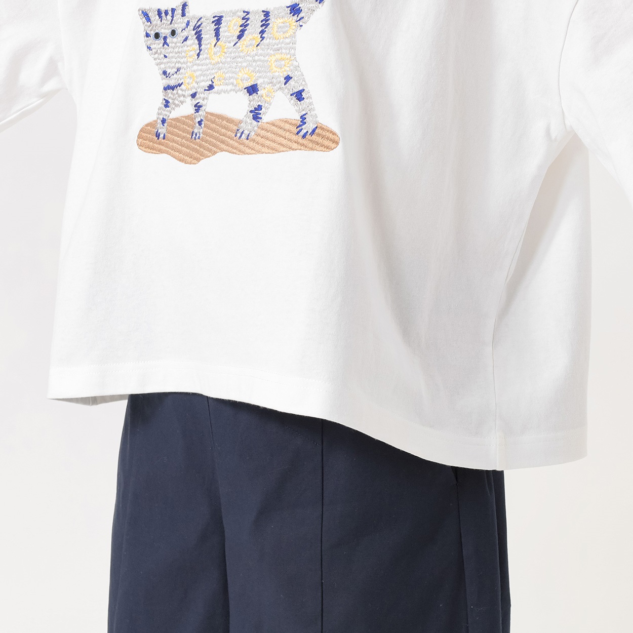 オーガニック綿入 猫刺繍 半袖T レディス SELF+SERVICE(セルフ＋