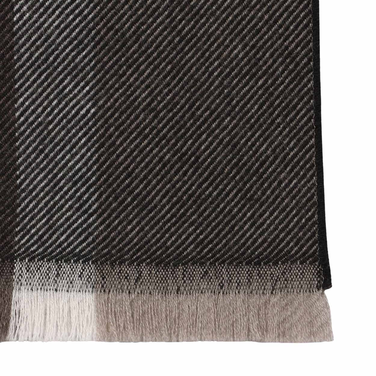 極美品△GUCCI グッチ 387574 4G200 ウール100％ シェリーライン