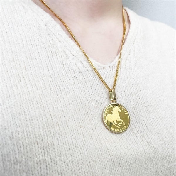 エリザベス ホース ペンダントトップ 24金エリザベス女王ホースデザイン・18金枠1/2オンスペンダントトップ