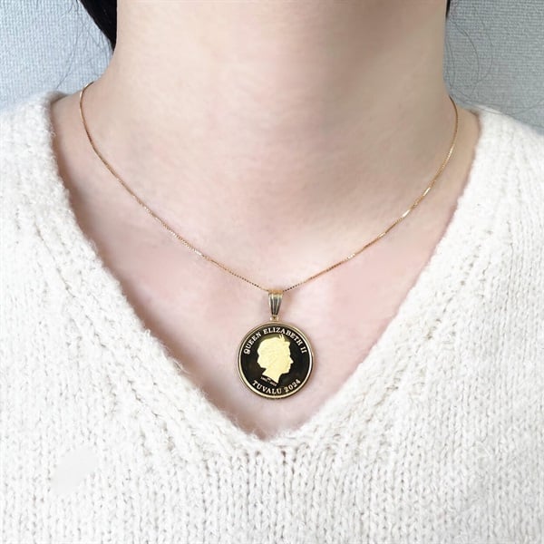 24金エリザベス女王ホースデザイン・18金枠1/5オンスコインネックレス