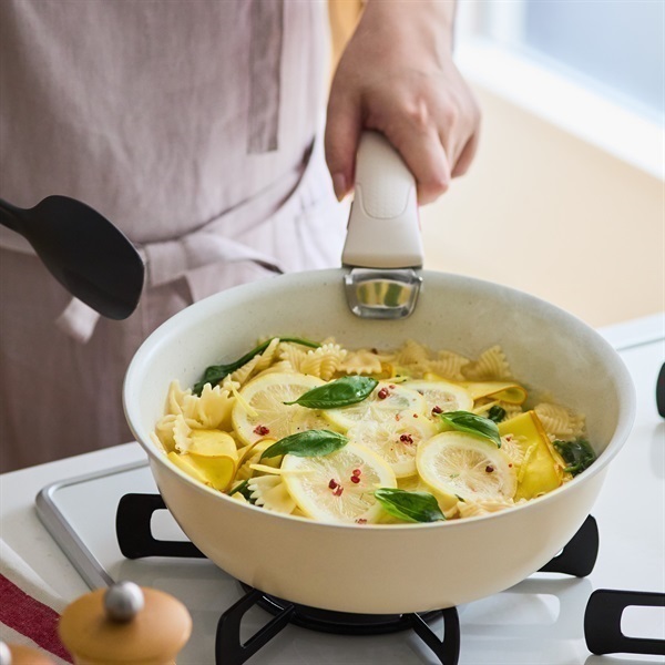 完売御礼】T-fal インジニオ・ネオ IHパレットハニーベージュセット8