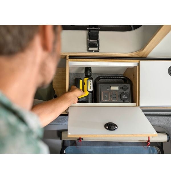 ケルヒャー 手のひらサイズ 高圧洗浄機 OC Handy Compact | イオン