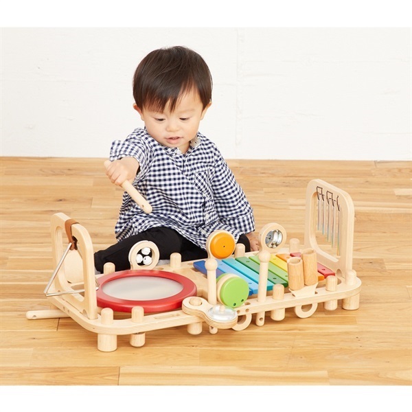 メロディーベンチ＆ウォールトイ 4536257005513 1歳から | イオン