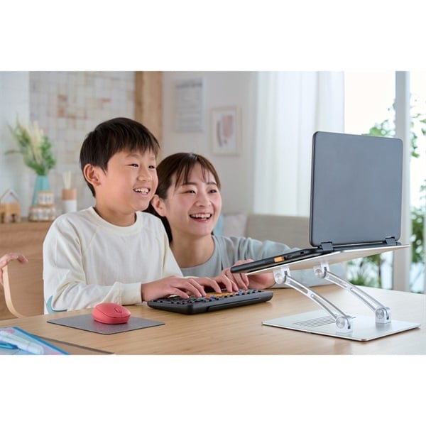 SIMフリー画面きれい88%120hzipadproスタンド型光るキーボードペン SIMフリー画面きれい88%120hzipadproシートスタンド型光る