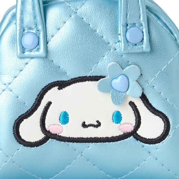 サンリオ シナモロールミニキルトポーチ 4550624588843 | イオン