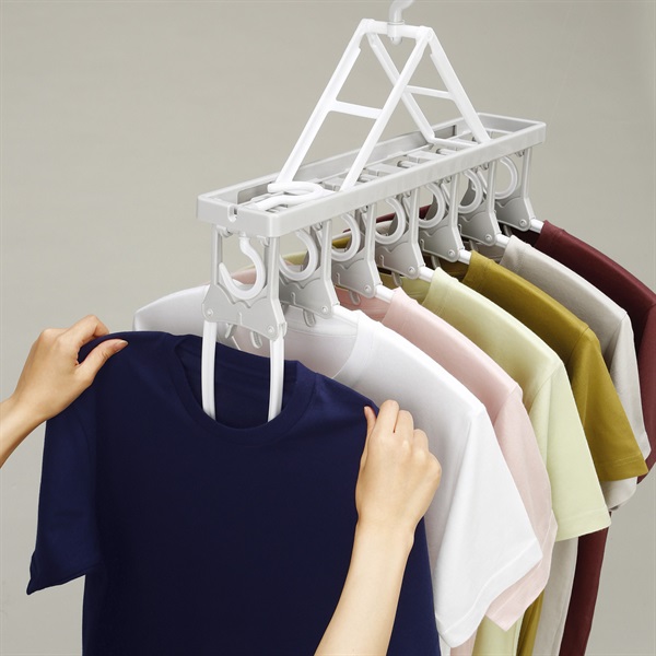 BEILU 押すだけ外せる7連ガー ハンガー | イオンスタイル