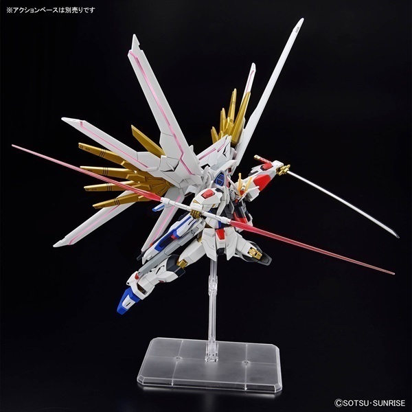 HGCE HG 1/144 マイティーストライクフリーダムガンダム お一人