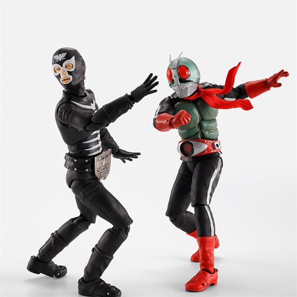 Amazon.com: TAMASHII NATIONS Bandai S.H. Figuarts Masked