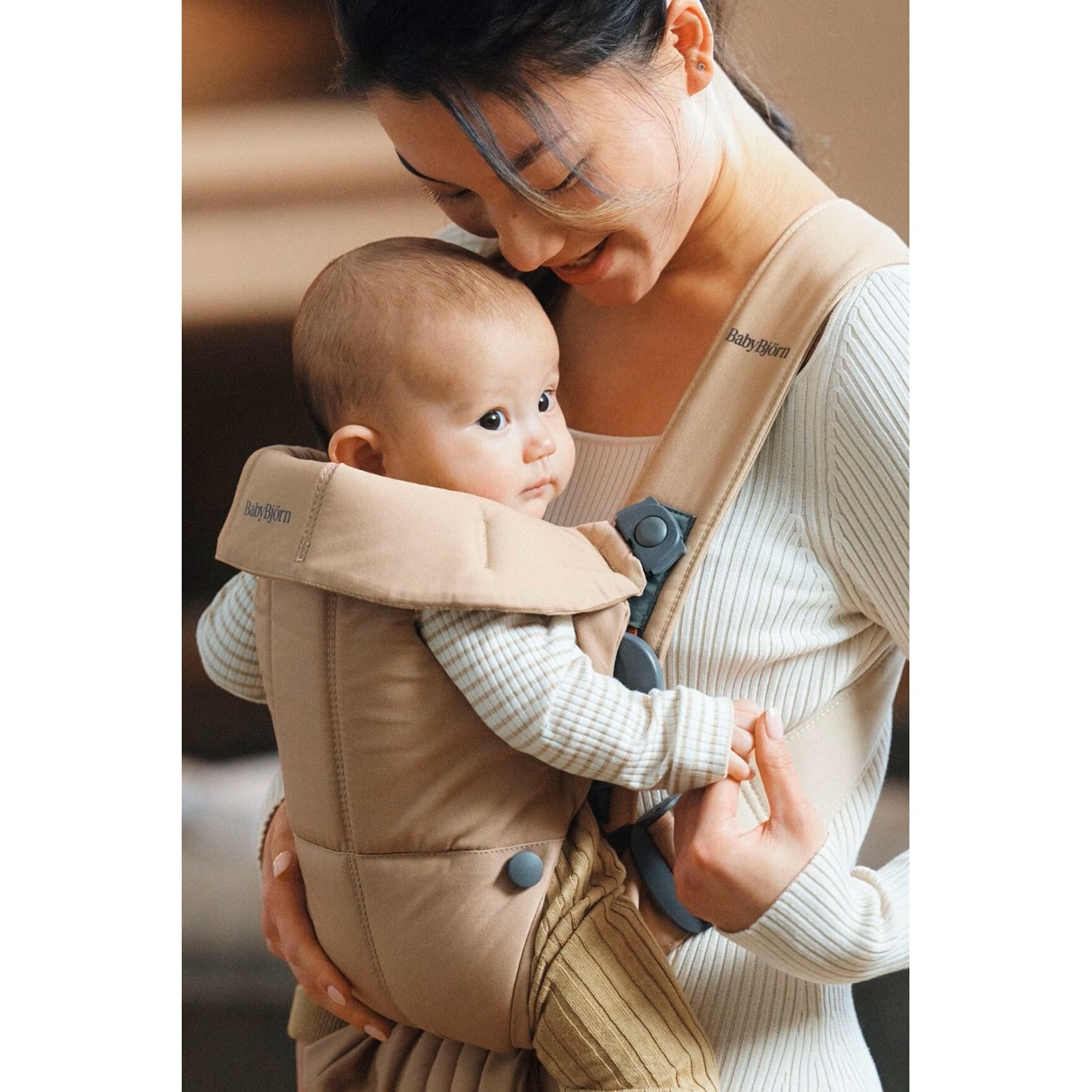ベビーキャリア MINI ウーブン ベージュ ベビービョルン ベビーキャリア MINI Woven ウーブン ベージュ 新生児