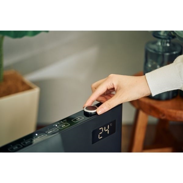 クワッズ 静音パネルDCセラミックヒーター QS563BK ブラック | イオン