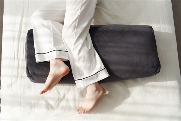 ヒツジのいらない足枕 | イオンスタイルオンライン 衣料品