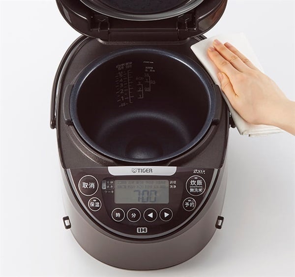 タイガー魔法瓶 IH炊飯器5.5合 JPW-D100T | イオンスタイル