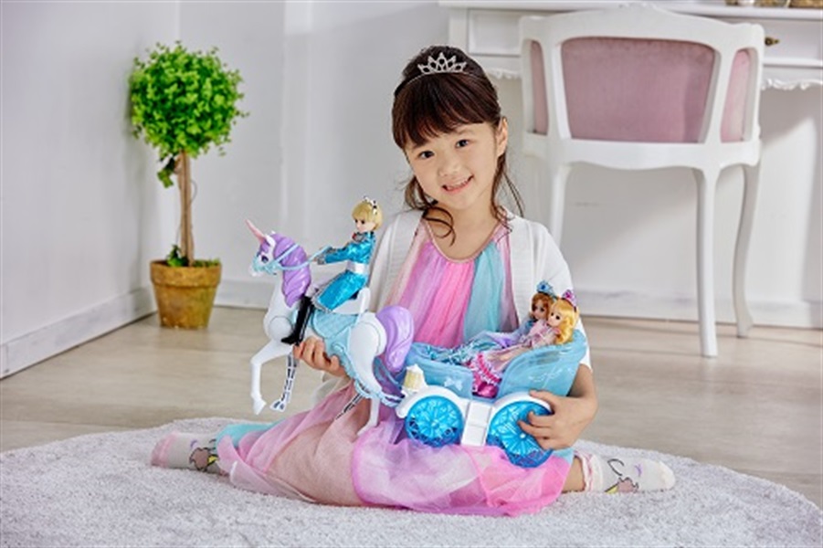 リカちゃん ゆめみるお姫さま あこがれのロイヤル馬車 お一人