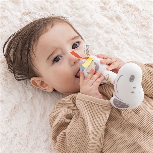 タカラトミー やわらかにぎにぎラトル スヌーピー おもちゃ 0ヶ月