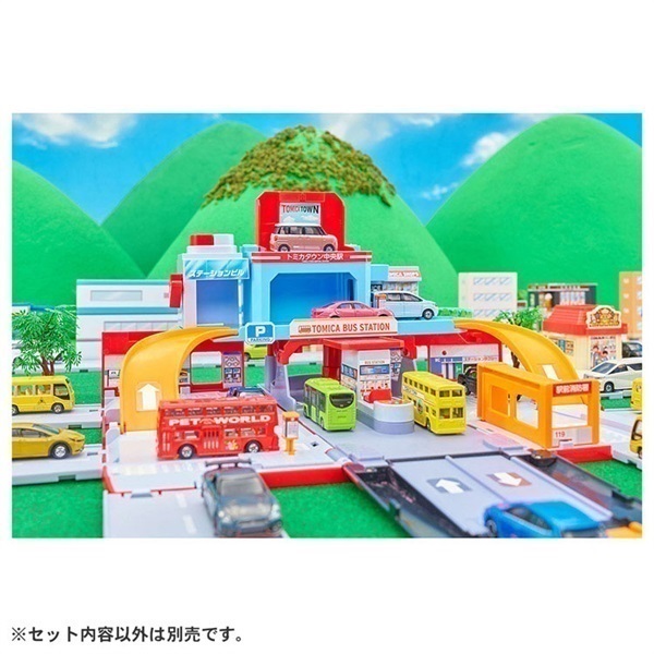 2026年4月18日発売 トミカ トミカビークルタウン ビッグに変形 2階だて