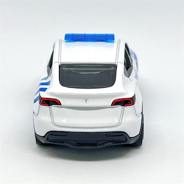 トミカ イオンオリジナルトミカ AEON NO.83 テスラ モデル Y ベルギー