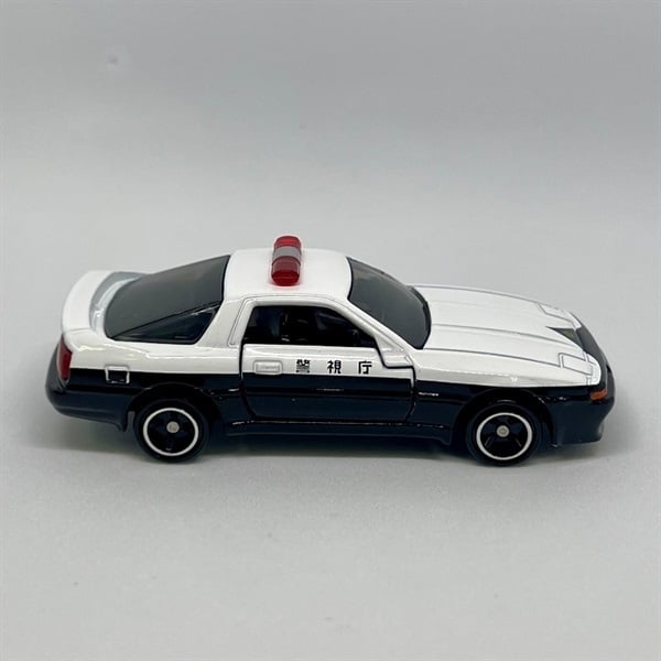 イオンオリジナルトミカ AEON NO.84 トヨタ スープラ 日本警察デザイン