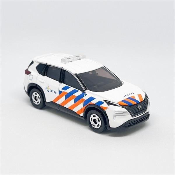 トミカ AEON NO.85 日産 エクストレイル オランダ警察デザイン仕様 お