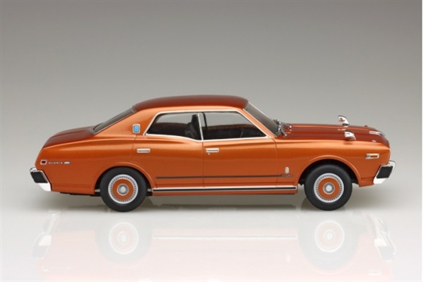 アオシマ ザ・モデルカーNo.53 1/24 ニッサン P332 セドリック